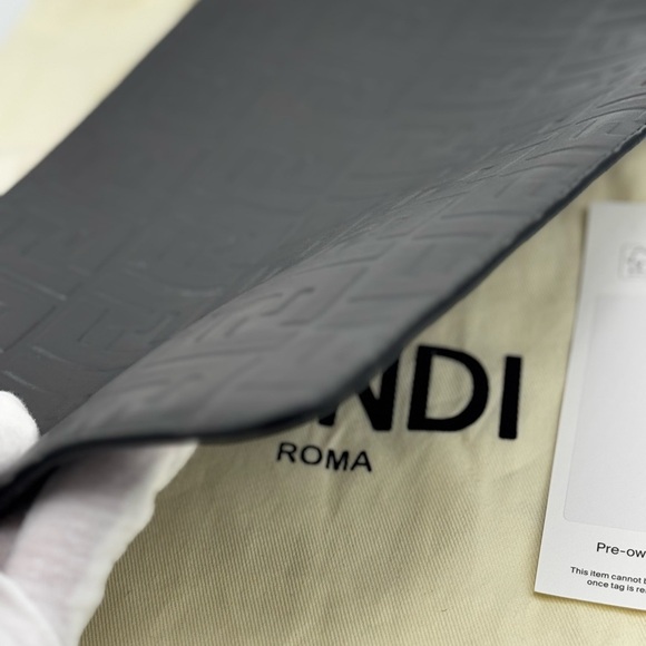 Fendi Embossed Zucca Pouch Grey - Picture 12 of 13